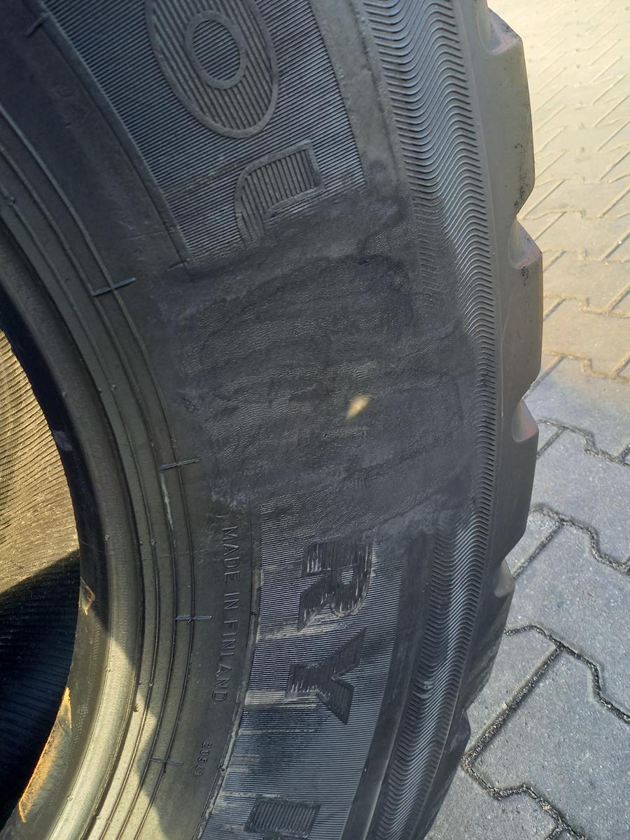 Opona używana rolnicza 620/60R26.5 NOKIAN COUNTRY KING 1900zł W4680 - obrazek 8