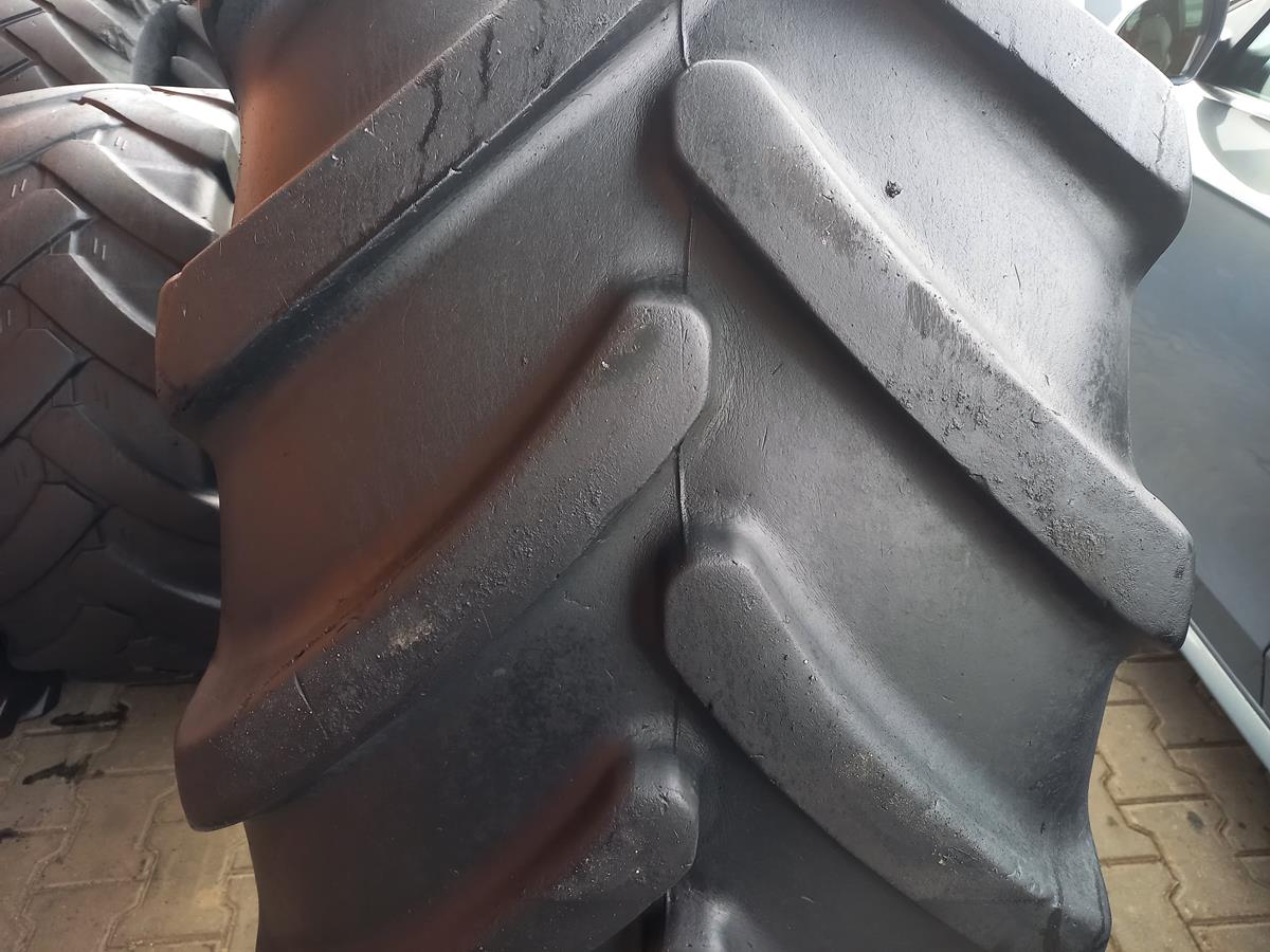 Opona używana rolnicza 540/65R30 BRIDGESTONE VT-TRACTOR 1200zł W4682 - obrazek 4