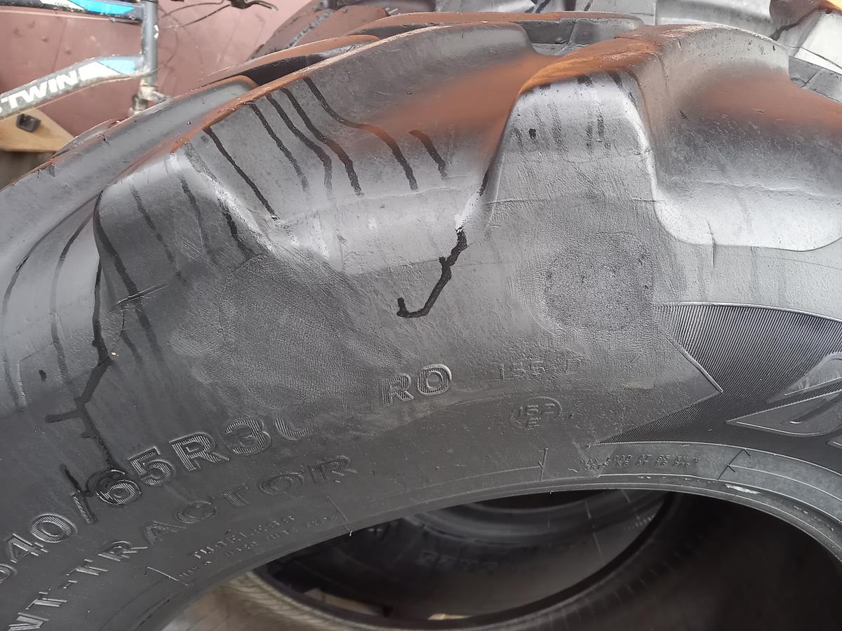 Opona używana rolnicza 540/65R30 BRIDGESTONE VT-TRACTOR 1200zł W4682 - obrazek 8