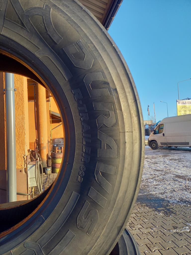 4x Opona używana ciężarowa 385/65R22.5 BRIDGESTONE DURAVIS R-TRAILER 002; 300zł(szt.) C2621 - obrazek 11