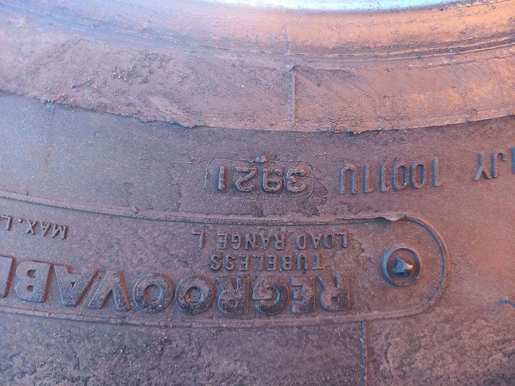 4x Opona używana ciężarowa 385/65R22.5 BRIDGESTONE DURAVIS R-TRAILER 002; 300zł(szt.) C2621 - obrazek 13