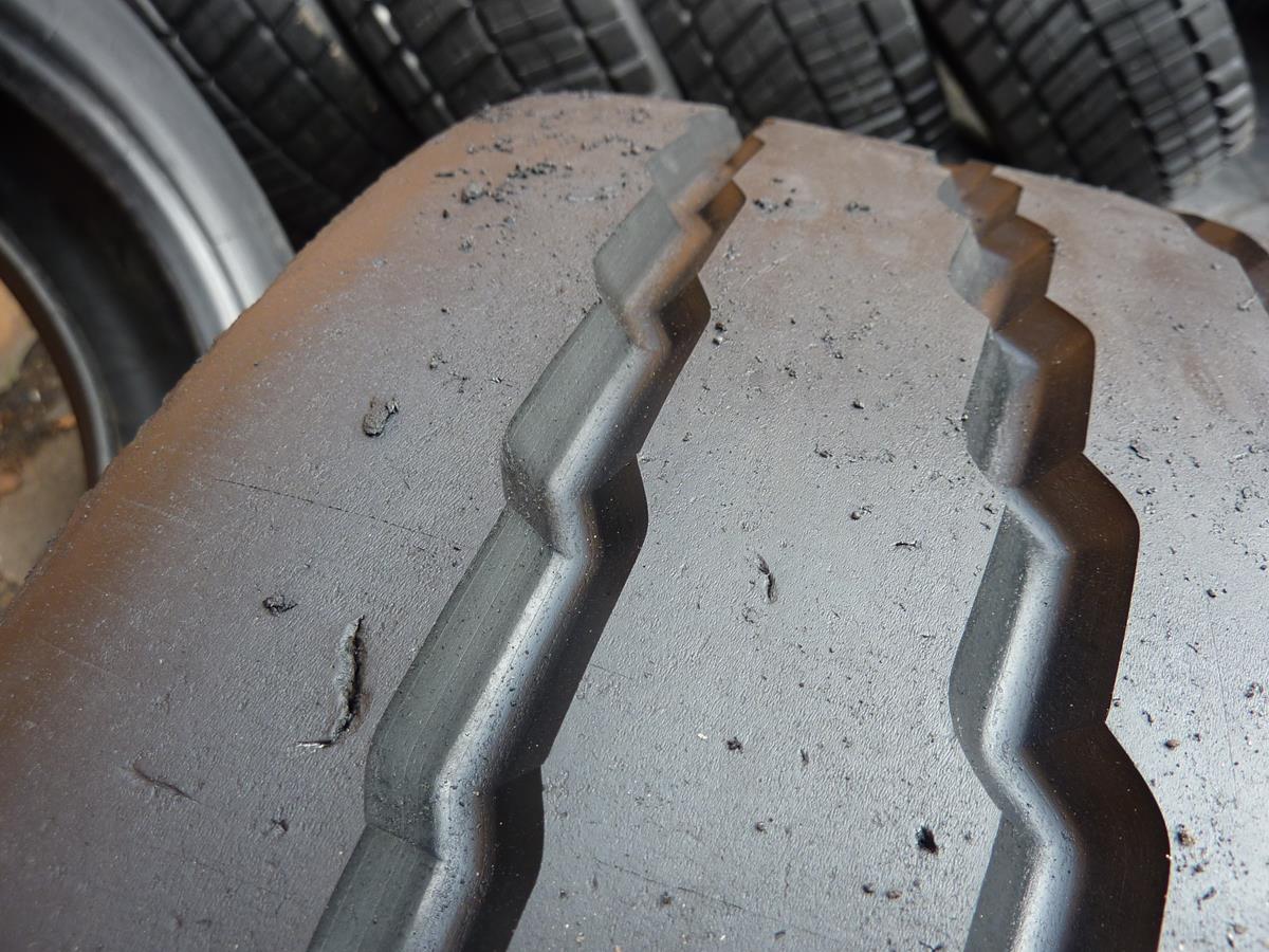 Opona używana ciężarowa 255/60R19.5 MICHELIN MAXI TRAILER XTA +E 450zł C2587 - obrazek 7