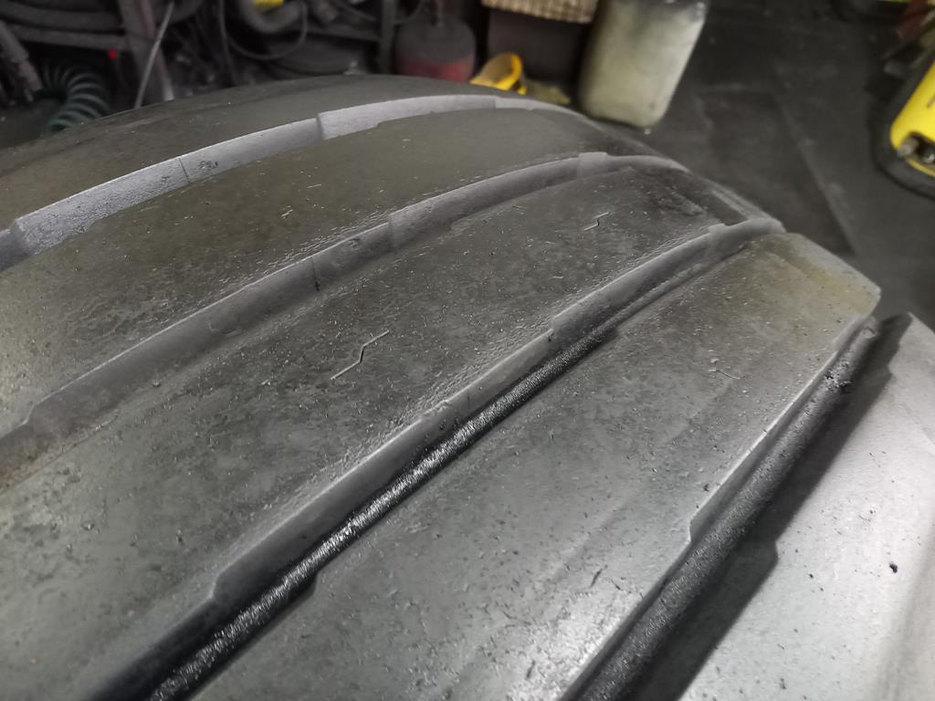 Opona używana ciężarowa 385/65R22.5 GOODYEAR K MAX T 700zł C2635 - obrazek 14