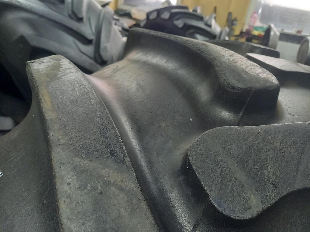 Opona używana leśna 540/65R28 NOKIAN TR MULTIPLUS 1400zł W4714 - obrazek 7