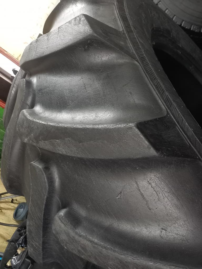 Opona używana leśna 540/65R28 NOKIAN TR MULTIPLUS 1400zł W4714 - obrazek 10