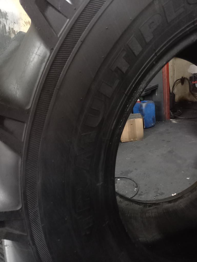 Opona używana leśna 540/65R28 NOKIAN TR MULTIPLUS 1400zł W4714 - obrazek 12