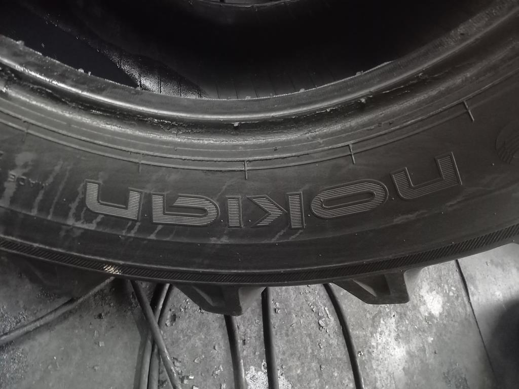 Opona używana leśna 540/65R28 NOKIAN TR MULTIPLUS 1400zł W4714 - obrazek 15