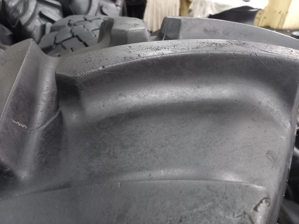 Opona używana rolnicza 380/70R28 MITAS HC70 1100zł W4715 - obrazek 9