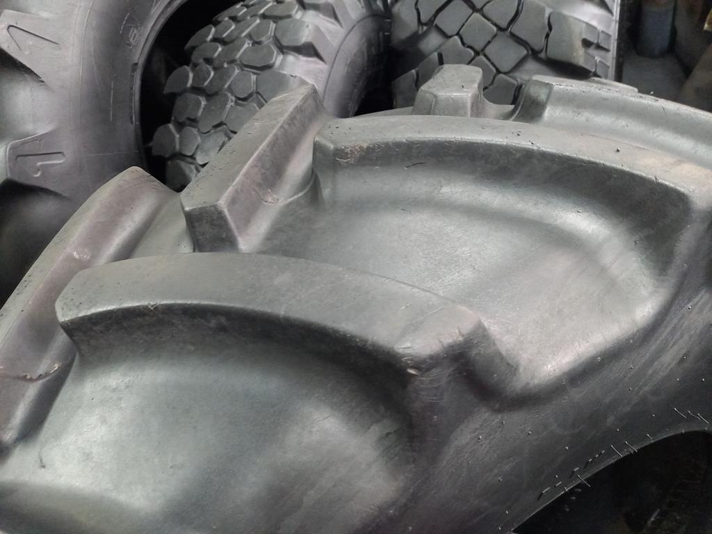 Opona używana rolnicza 380/70R28 MITAS HC70 1100zł W4715 - obrazek 11