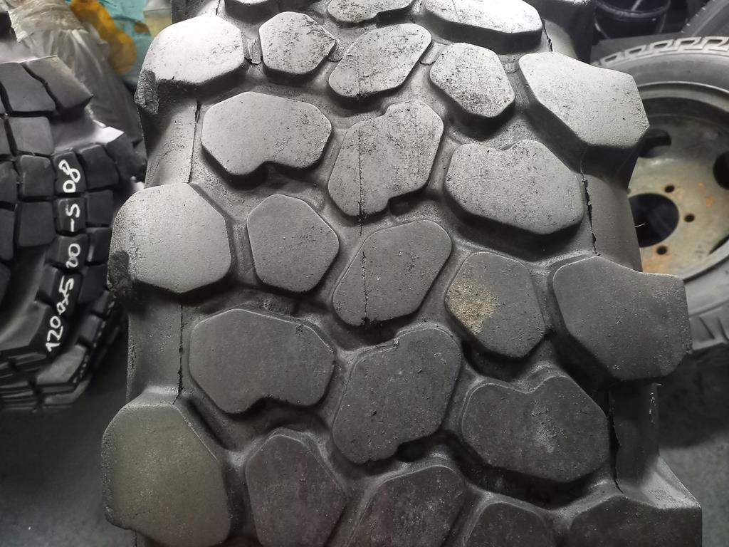 Opona używana przemysłowa 365/80R20 CONTINENTAL MPT81 700zł W4719 - obrazek 4