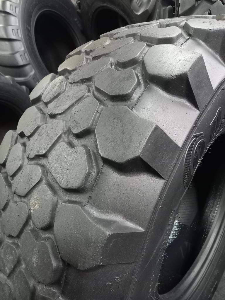 Opona używana przemysłowa 365/80R20 CONTINENTAL MPT81 700zł W4719 - obrazek 12