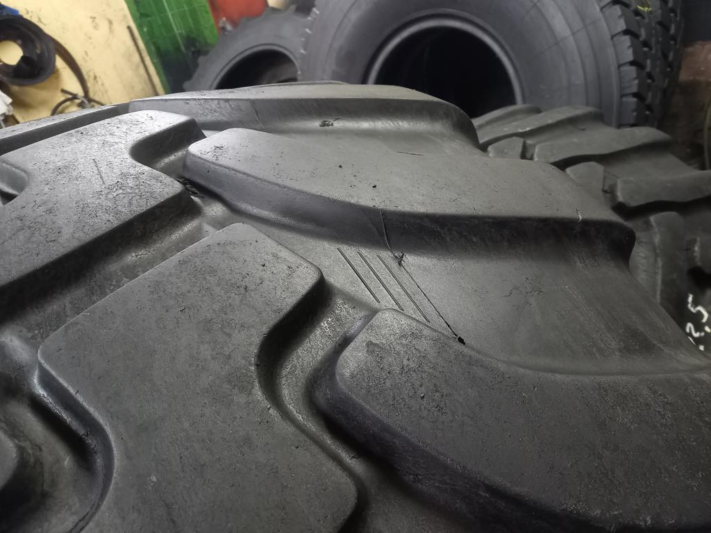 Opona używana rolnicza 750/45-26.5 ALLIANCE A380 2800zł W4724 - obrazek 5