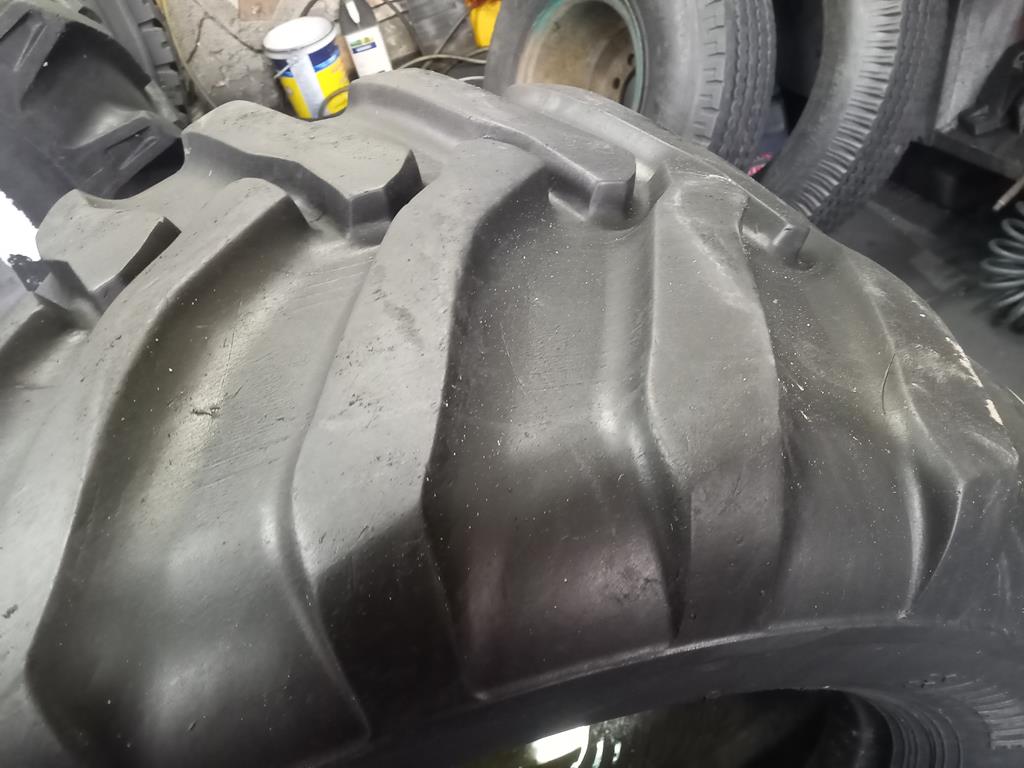 Opona używana rolnicza 550/45-22.5 ALLIANCE FLOTATION 331 900zł W4725 - obrazek 8