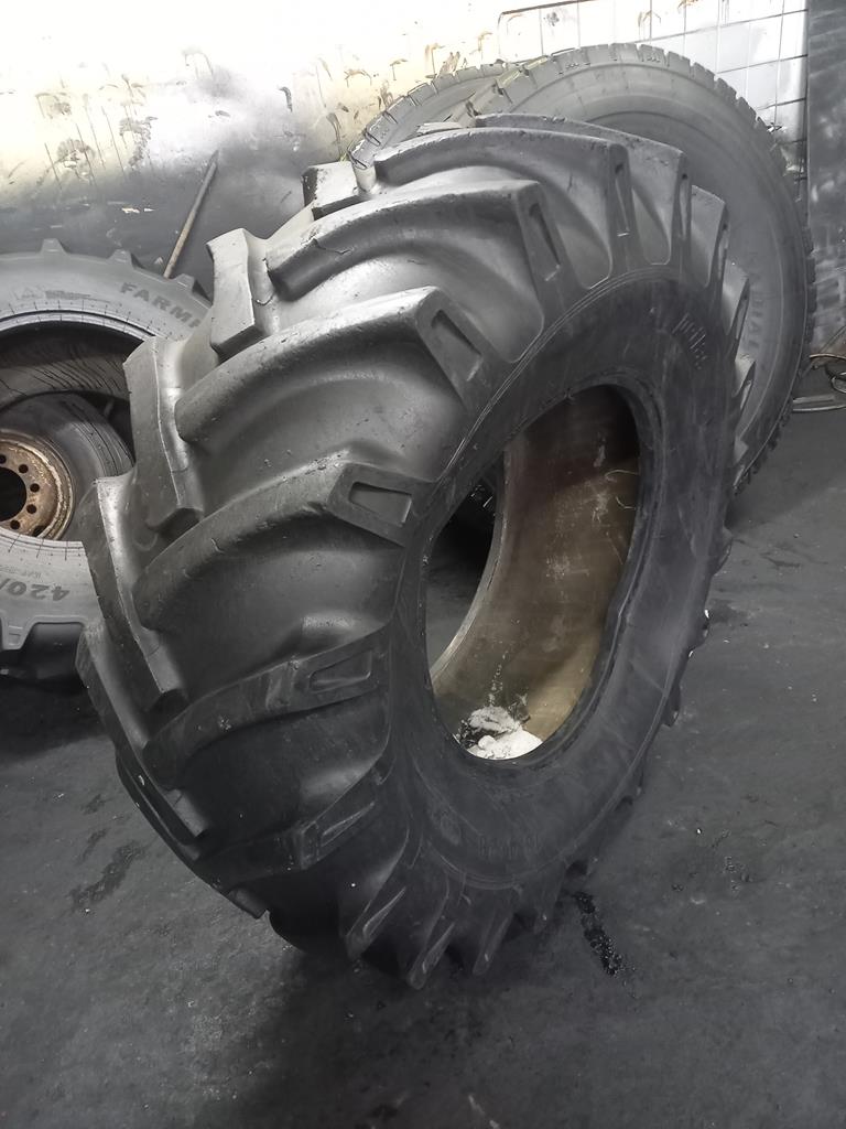 Opona używana rolnicza 18.4-26 PETLAS TA60 1000zł W4727 - obrazek 12