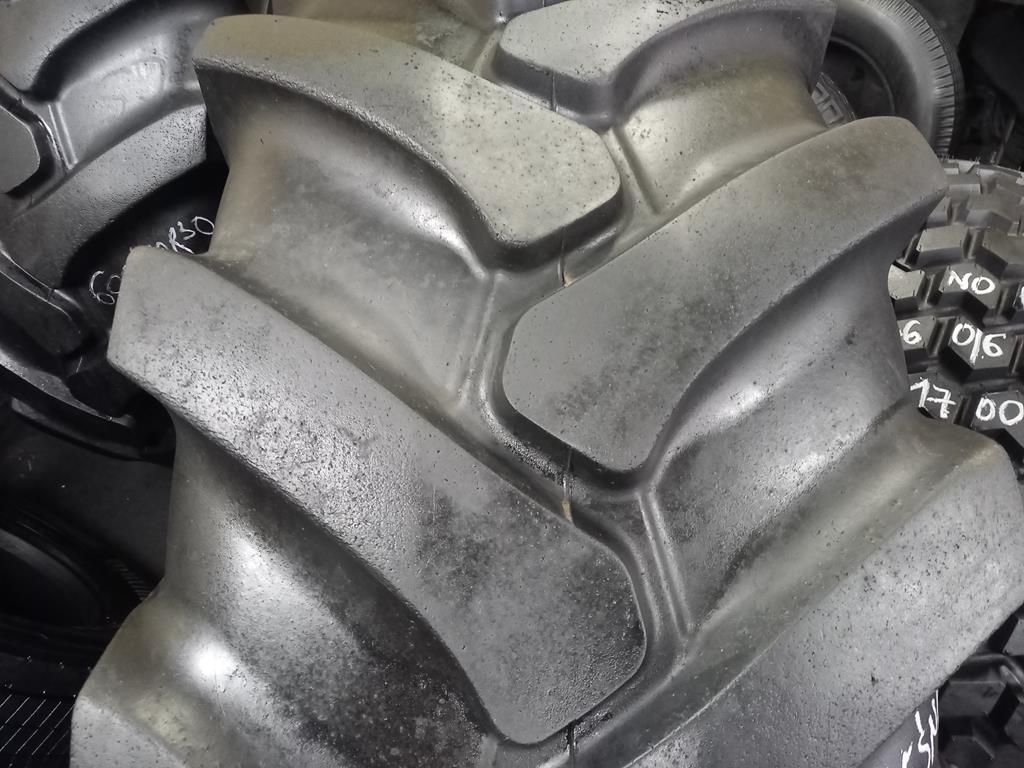 2x Opona używana leśna 600/70R30 NOKIAN FOREST KING 3800zł W4729 - obrazek 4