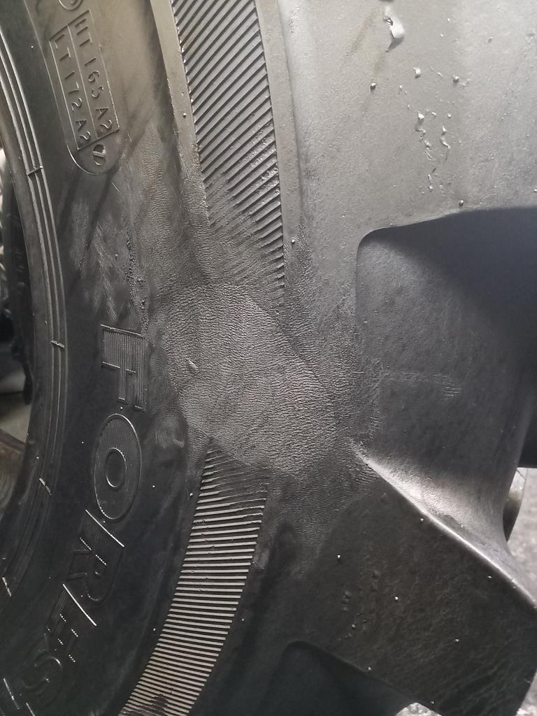 2x Opona używana leśna 600/70R30 NOKIAN FOREST KING 3800zł W4729 - obrazek 7