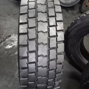 Opona używana ciężarowa 315/80R22.5 PIRELLI TR25 680zł C2640