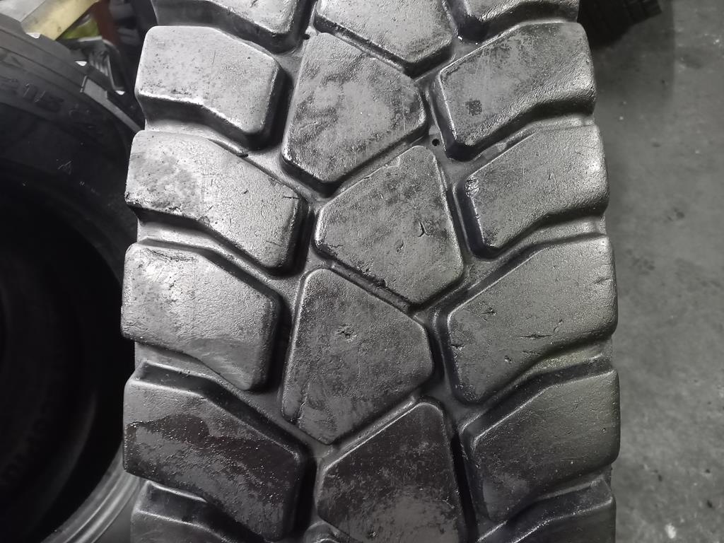 Opona używana ciężarowa 13R22.5 GOODYEAR OMNITRAC 600zł C2642 - obrazek 4