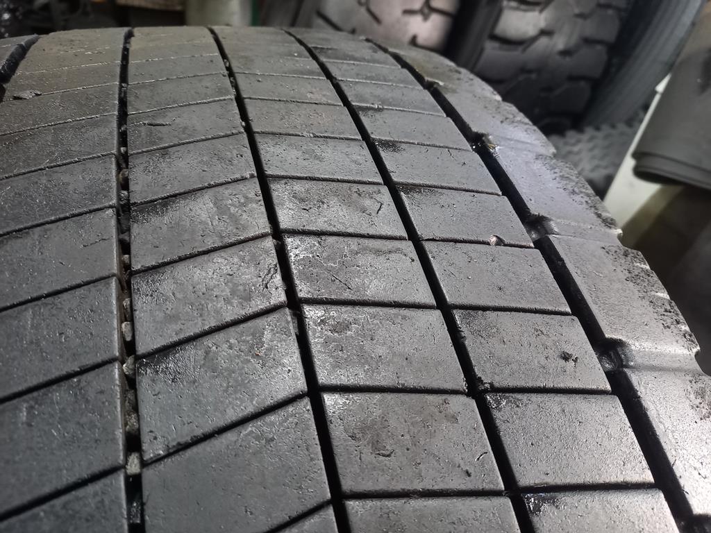 Opona używana ciężarowa 315/70R22.5 CONTINENTAL CONTI ECO PLUS HD3+ 600zł C2645 - obrazek 5