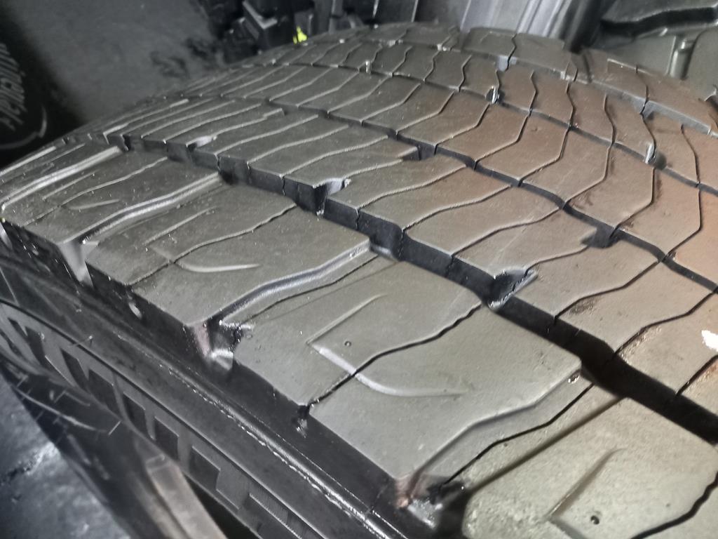 Opona używana ciężarowa 315/70R22.5 MICHELIN X MULTI D 800zł C2646 - obrazek 7