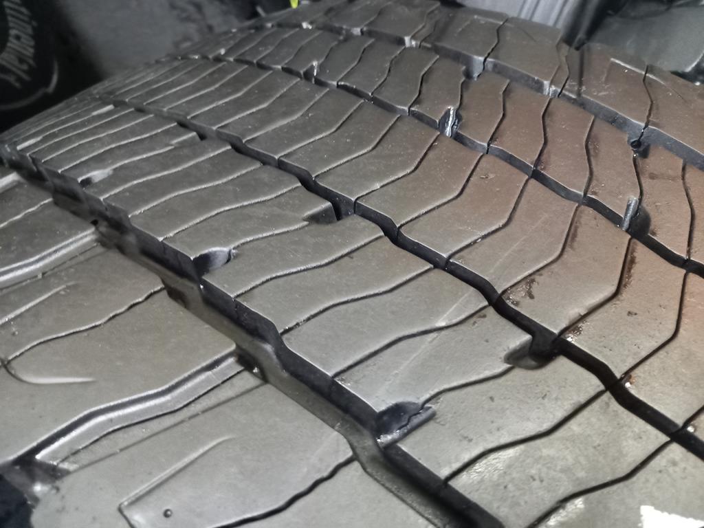 Opona używana ciężarowa 315/70R22.5 MICHELIN X MULTI D 800zł C2646 - obrazek 9