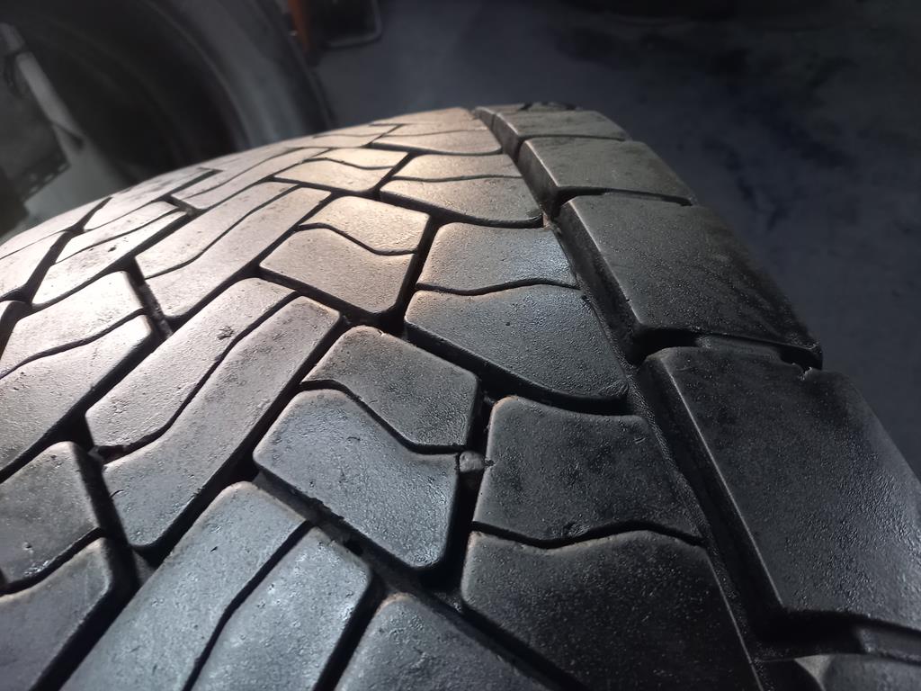 Opona używana ciężarowa 315/70R22.5 DUNLOP SP446 680zł C2647 - obrazek 7