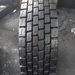 Opona używana ciężarowa 315/70R22.5 LANVIGATOR D801 600zł C2662