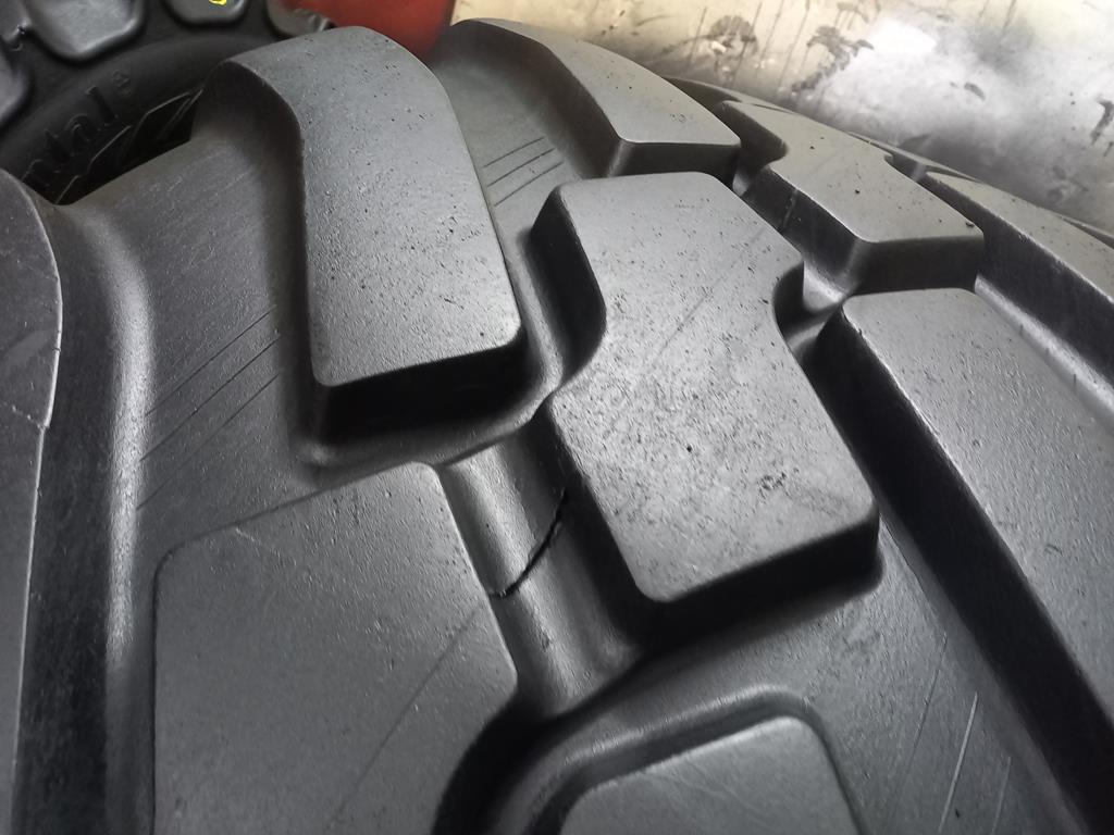 Opona używana rolnicza 600/55R26.5 MRL FLOTATION Z POWER FLR 339 1700zł W4739 - obrazek 7