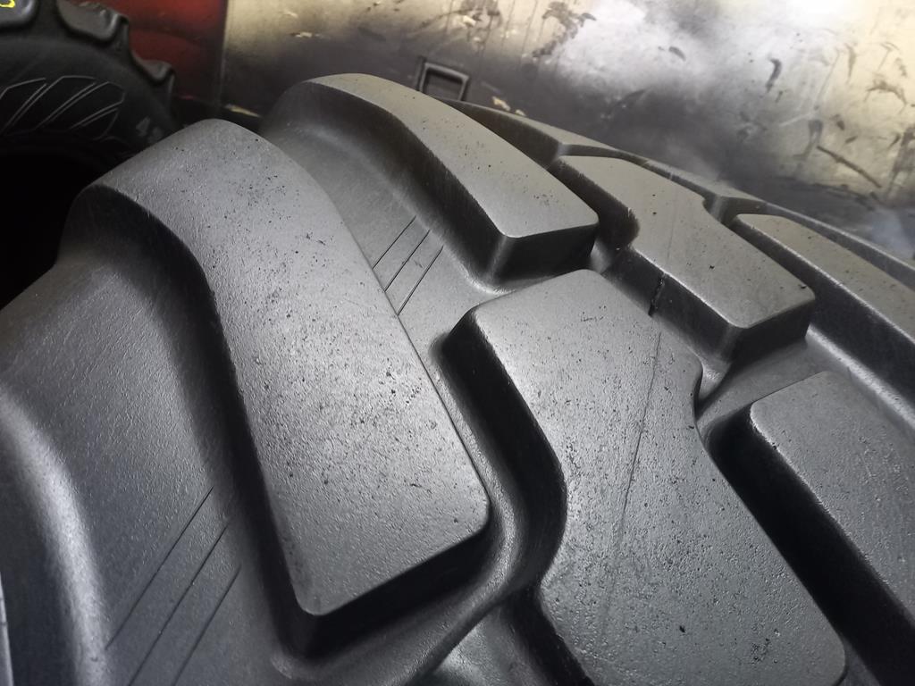 Opona używana rolnicza 600/55R26.5 MRL FLOTATION Z POWER FLR 339 1700zł W4739 - obrazek 10