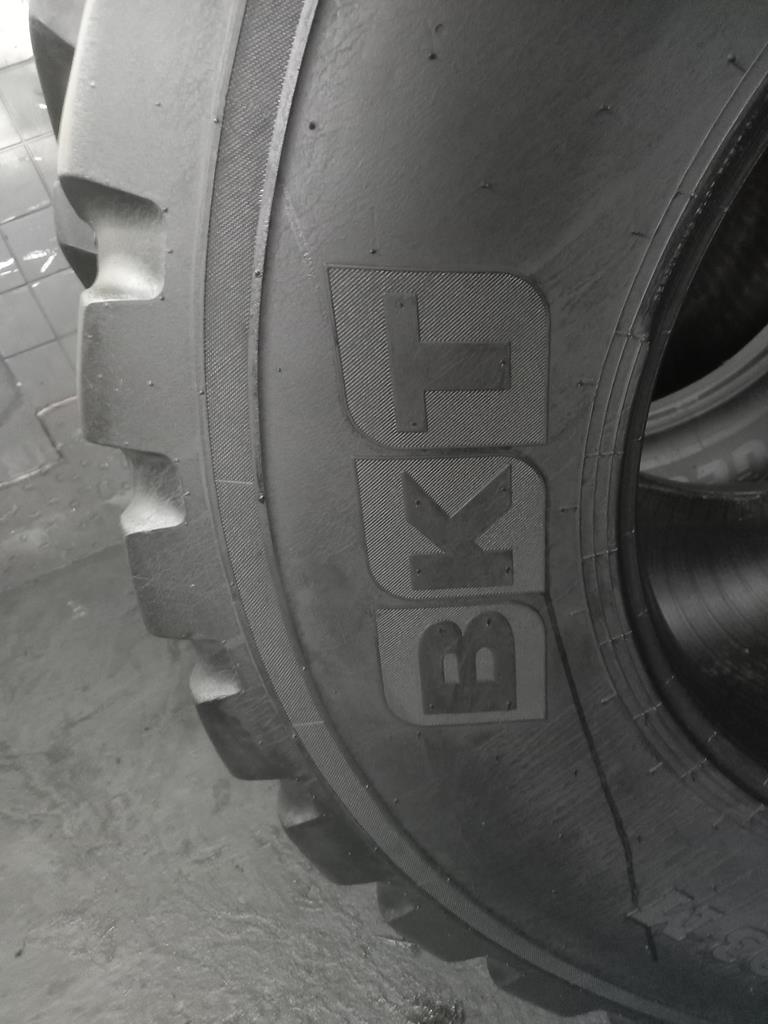 Opona używana rolnicza 710/50R26.5 BKT RIDE MAX FL693M 1400zł W4742 - obrazek 8