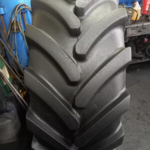 Opona używana rolnicza 600/70R30 BRIDGESTONE VT TRACTOR NRO 2800zł W4743
