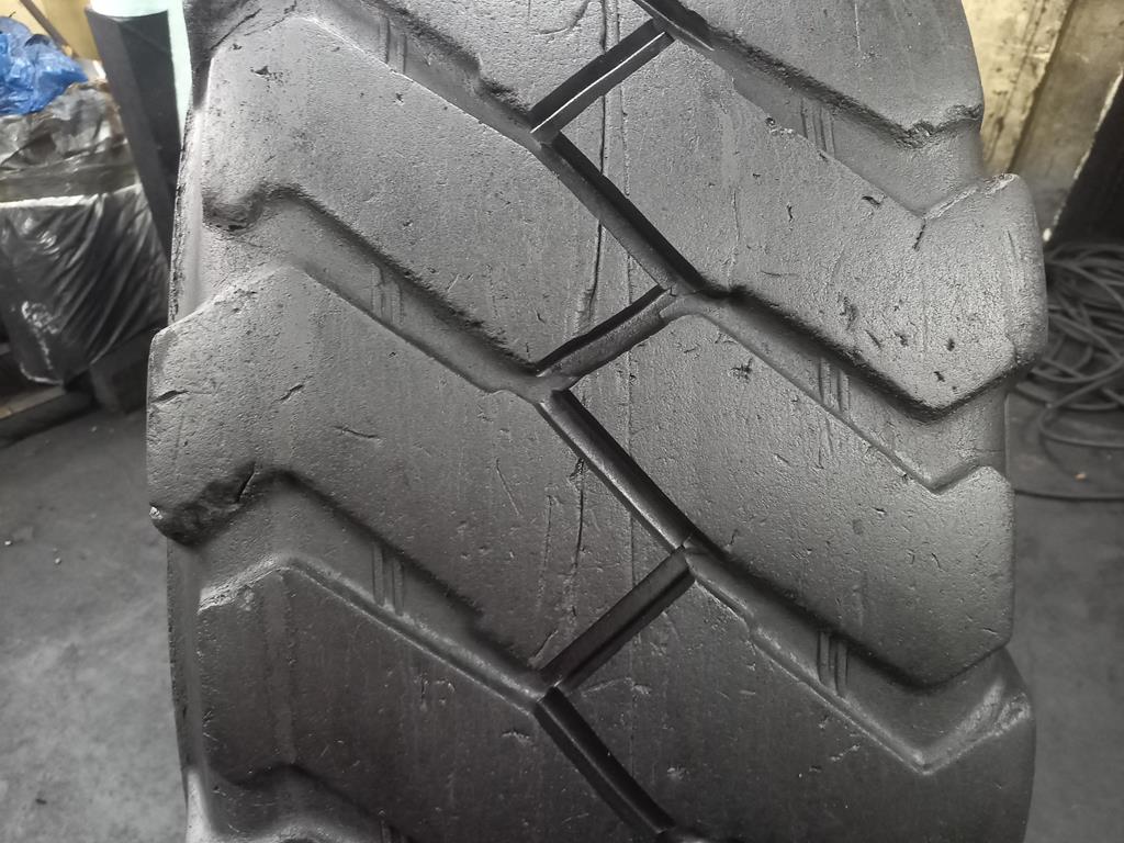 Opona używana przemysłowa 440/80-28 16.9-28 CAMSO BHL 753 300zł W4744 - obrazek 4