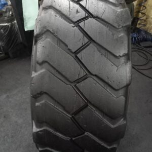 Opona używana przemysłowa 440/80-28 16.9-28 CAMSO BHL 753 300zł W4744