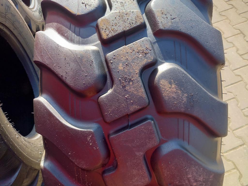 Opona używana przemysłowa 405/70R20 16/70R20 GALAXY MULTITOURGE 800zł W4753 - obrazek 7