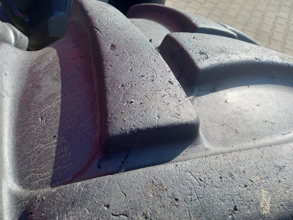 Opona używana 16,0/70-20 400/70-20 BKT IMPLEMENT AS504 800zł W4754 - obrazek 6