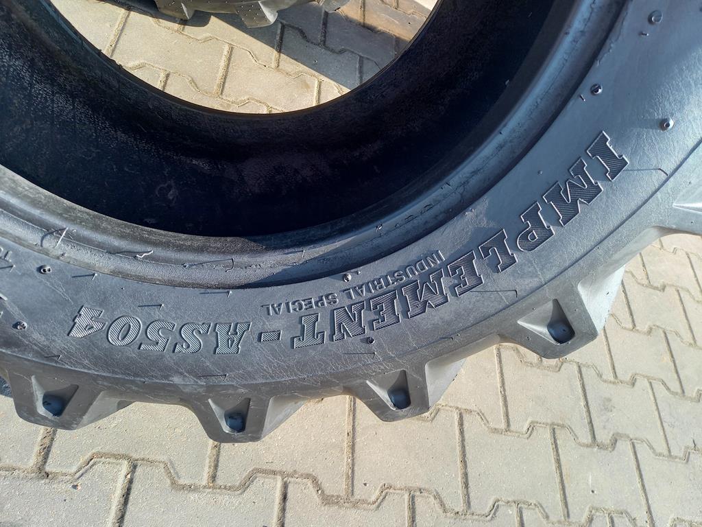 Opona używana 16,0/70-20 400/70-20 BKT IMPLEMENT AS504 800zł W4754 - obrazek 11