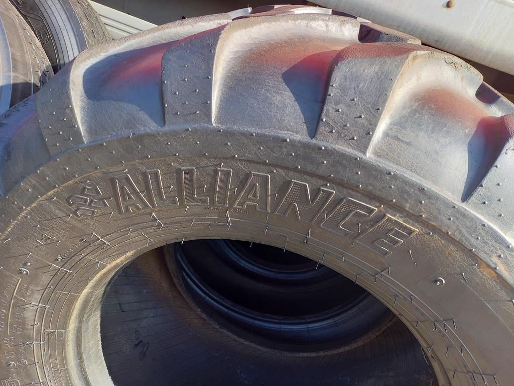 Opona używana rolnicza 500/60-22.5 ALLIANCE FLOTATION 331 700zł W4757 - obrazek 11