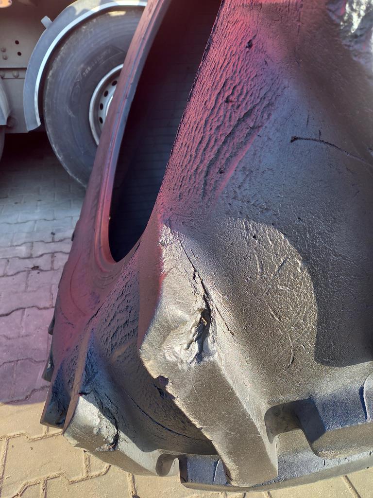 2x Opona używana rolnicza 18.4-38 18.4R38 CULTOR 1000zł W4763 - obrazek 6