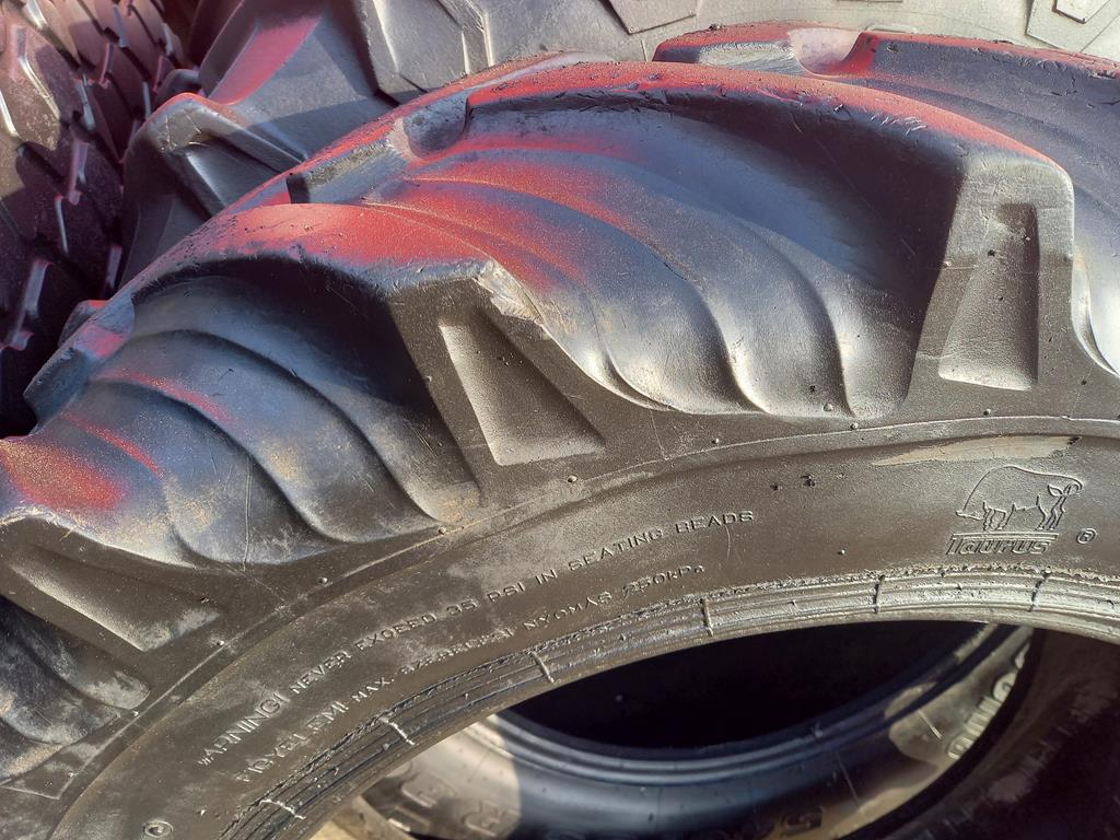 Opona używana rolnicza 360/70R28 TAURUS POINT 7 600zł W4765 - obrazek 11