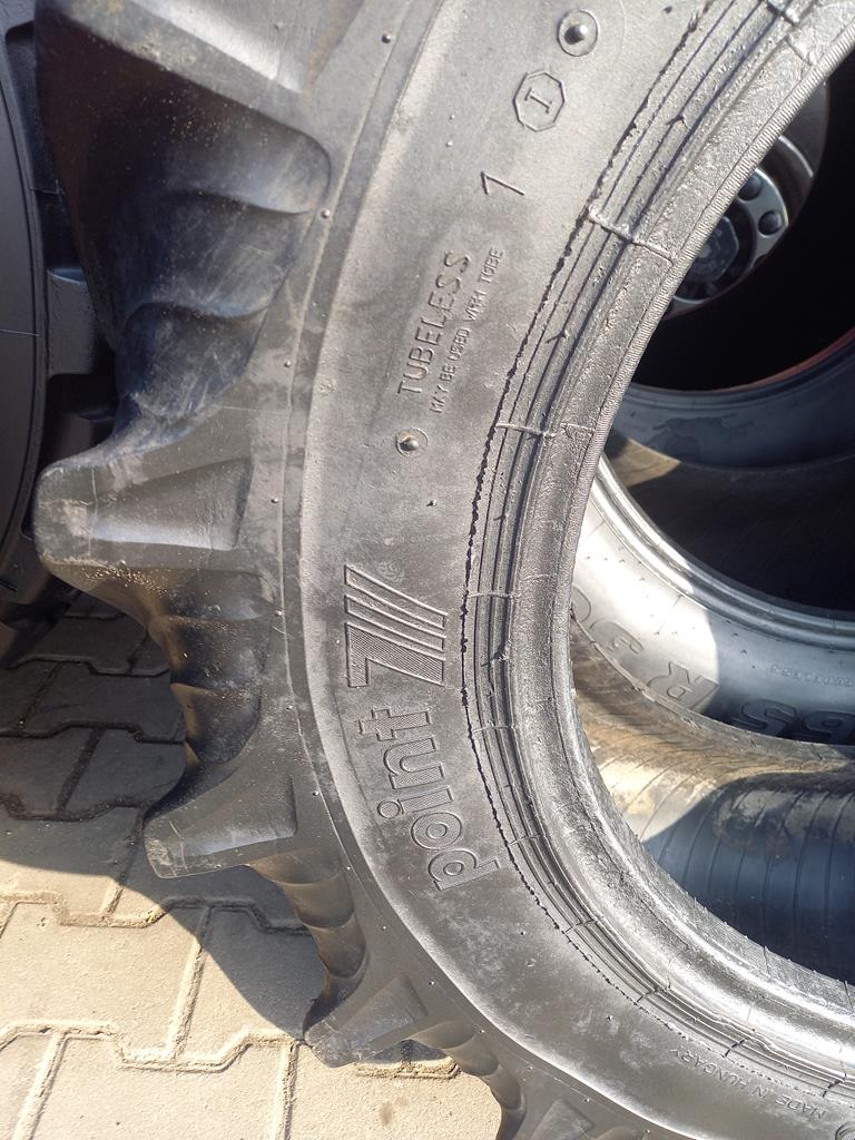 Opona używana rolnicza 360/70R28 TAURUS POINT 7 600zł W4765 - obrazek 9