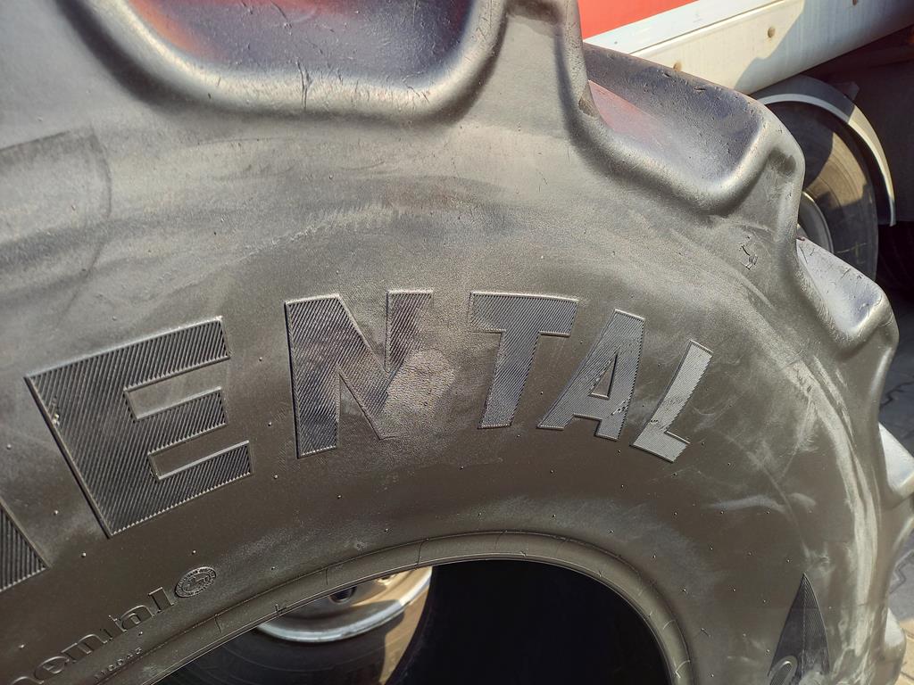 Opona używana rolnicza 600/70R28 CONTINENTAL SVT 1800zł W4768 - obrazek 7