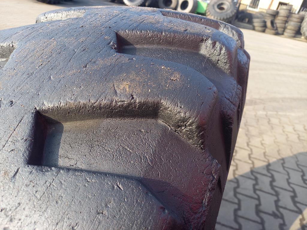 Opona używana przemysłowa 425/75R20 16.5/70R20 MICHELIN XZSL 800zł W4769 - obrazek 6