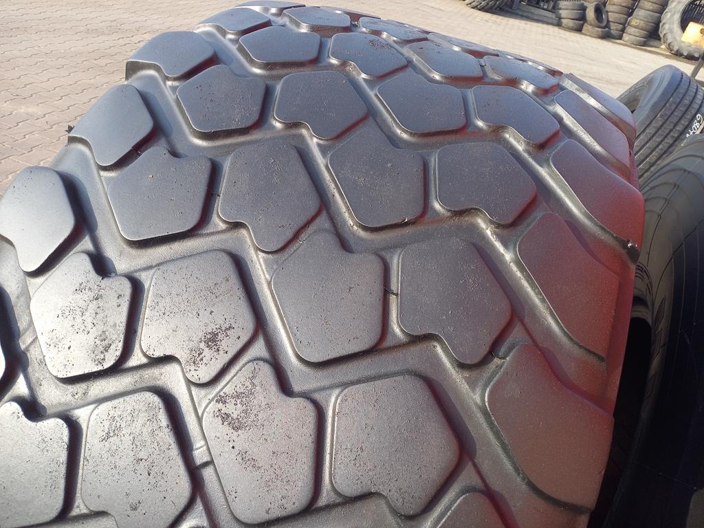Opona używana rolnicza 24R21 MICHELIN XZL 1400zł W4770 - obrazek 9