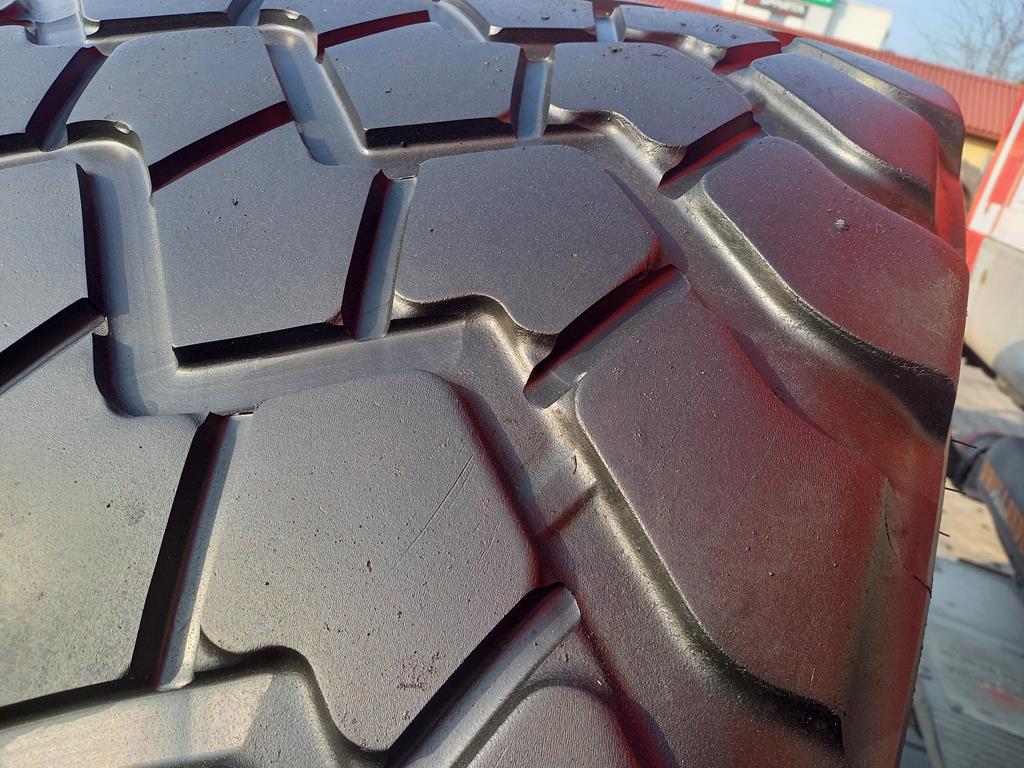 Opona używana rolnicza 24R21 MICHELIN XZL 1200zł W4771 - obrazek 7