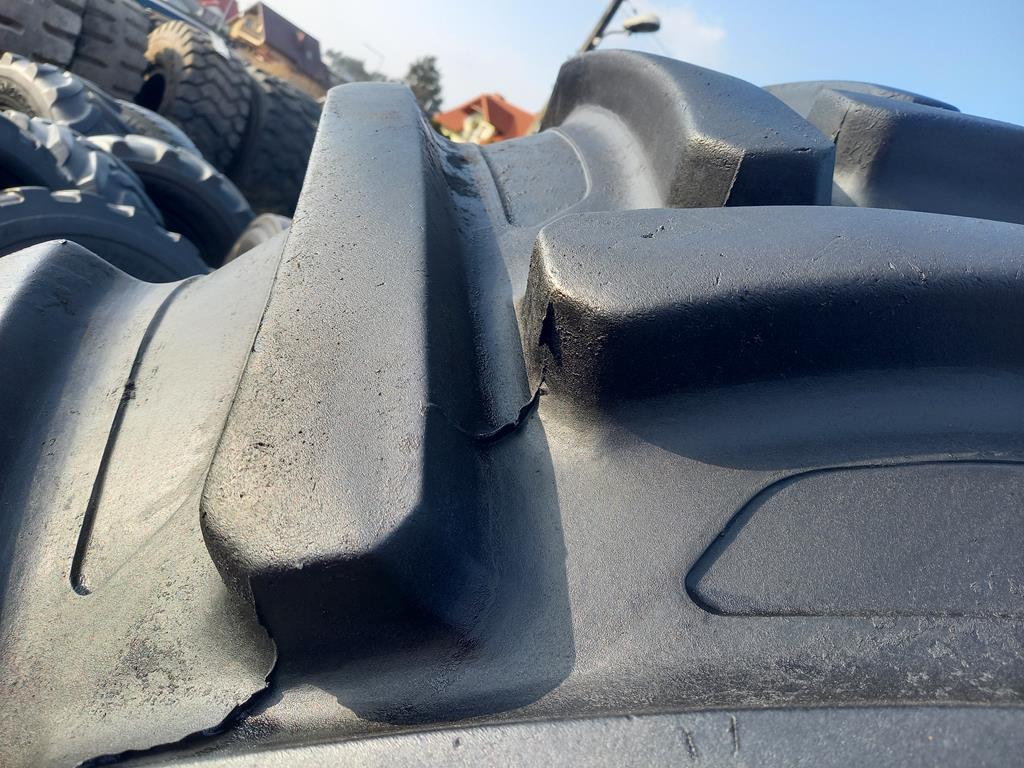 Opona używana rolnicza 580/70R38 ALLIANCE SEVENTY A-370 2000zł W4772 - obrazek 6