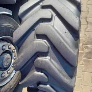 Opona używana przemysłowa 400/70-20 16.0/70-20 BKT CON STAR 800zł W4806