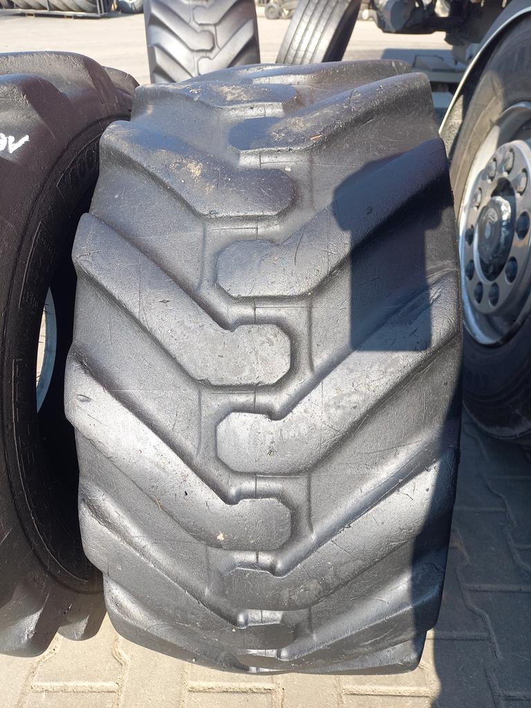 2x Opona używana przemysłowa 400/70-20 16.0/70-20 MICHELIN POWER CL 600zł W4809 - obrazek 10