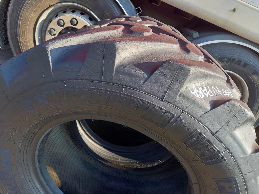 2x Opona używana przemysłowa 400/70-20 16.0/70-20 MICHELIN POWER CL 600zł W4809 - obrazek 11