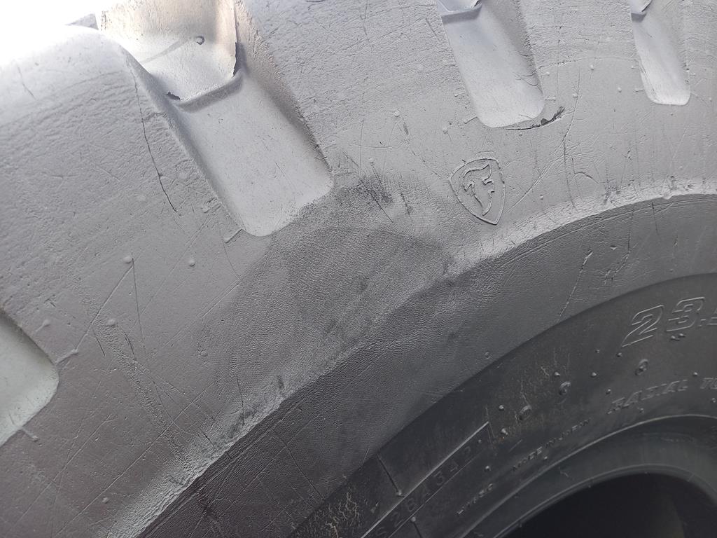 Opona używana przemysłowa 23.5R25 FIRESTONE 3200zł W4776 - obrazek 8