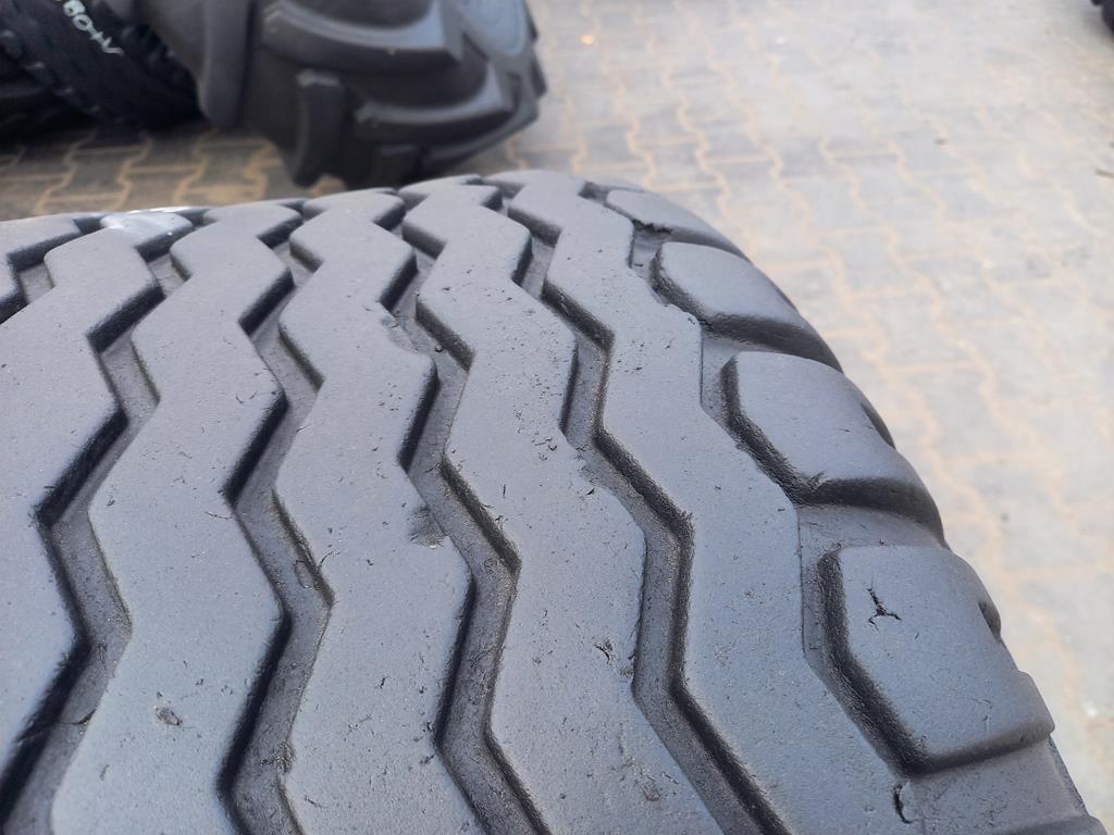 Opona używana rolnicza 400/60-15.5 MRL IMPLEMENT MAW977; 300zł W4779 - obrazek 6